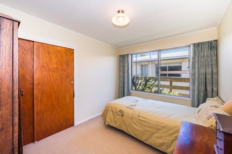 Photo of property in 5 Callender Terrace, Paraparaumu Beach, Paraparaumu, 5032