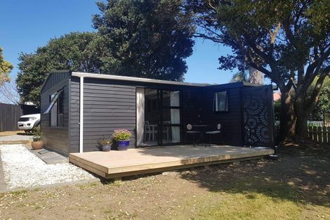 Photo of property in 19a Leaming Place, Clarks Beach, 2122