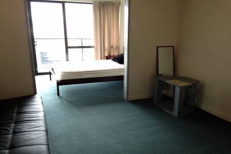 Photo of property in The Imperial Gardens Apartments, 710/135 Hobson Street, Auckland Central, Auckland, 1010