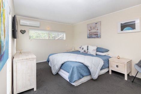 Photo of property in 2/188 Clovelly Road, Bucklands Beach, Auckland, 2012