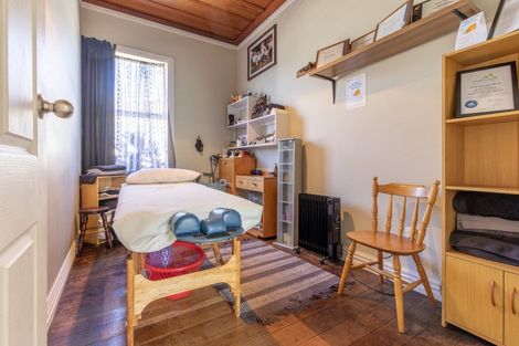 Photo of property in 44 Tennyson Street, Dannevirke, 4930