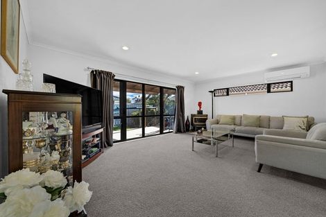 Photo of property in 26 Magnolia Drive, Waiuku, 2123