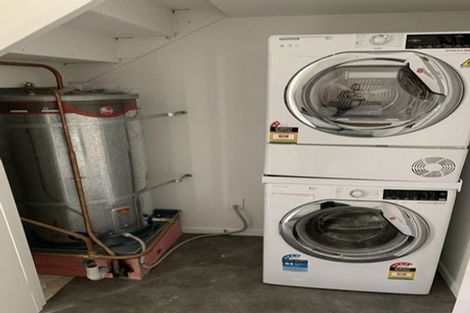 Photo of property in 4/11 Edgecumbe Street, Whitiora, Hamilton, 3200