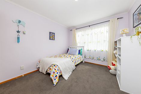 Photo of property in 7 Beldon Place, Pakuranga Heights, Auckland, 2010