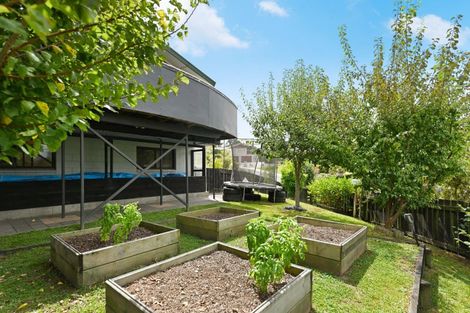 Photo of property in 10 Dunvegan Place, Dinsdale, Hamilton, 3204