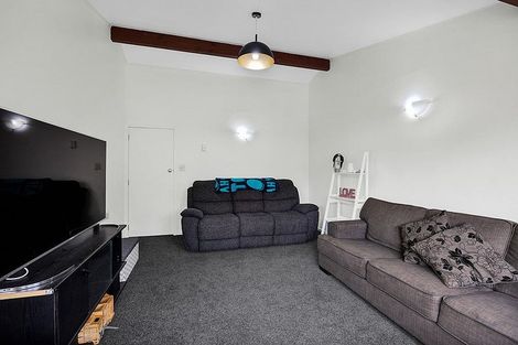 Photo of property in 6 Climie Crescent, Hawera, 4610