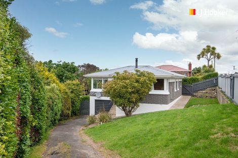 Photo of property in 1 Glendevon Place, Vauxhall, Dunedin, 9013