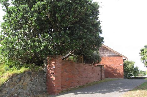 Photo of property in 75 Inglis Street, Seatoun, Wellington, 6022