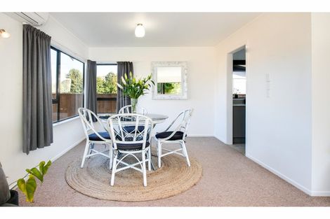 Photo of property in 15 Gillies Crescent, Waimarama, Havelock North, 4294