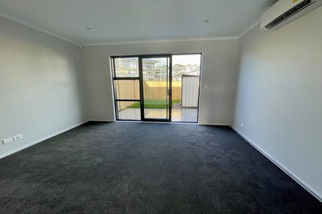 Photo of property in 49 O'meara Street, Swanson, Auckland, 0614