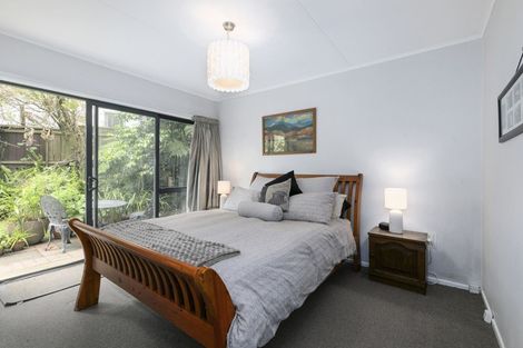 Photo of property in 33 Wright Street, Wainuiomata, Lower Hutt, 5014