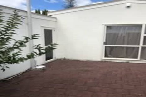 Photo of property in 1/2 Tainui Terrace, Mangere Bridge, Auckland, 2022