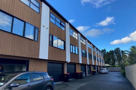 Photo of property in 4/63 Tawa Street, Mount Maunganui, 3116