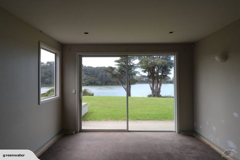 Photo of property in 107 Riverland Road, Kumeu, 0892