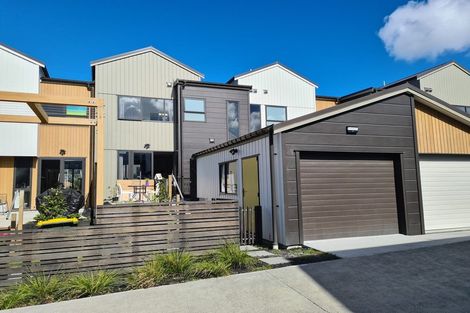 Photo of property in 9/25 Sidney Wallingford Way, Hobsonville, Auckland, 0616