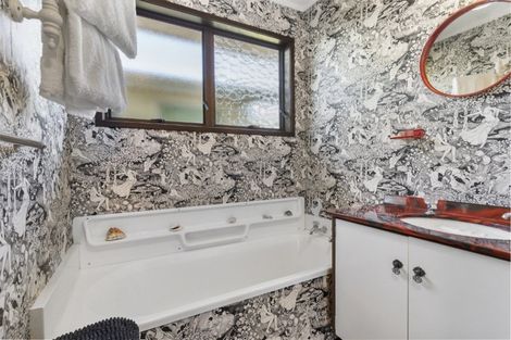 Photo of property in 305 Papanui Road, Whangamata, 3620