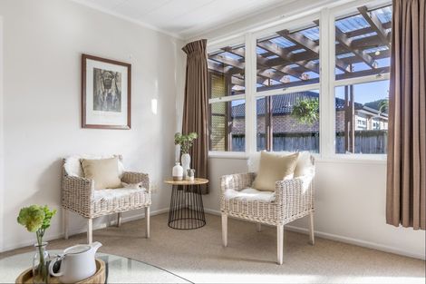 Photo of property in 29 Elizabeth Street, Orewa, 0931