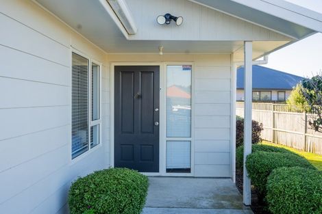 Photo of property in 106 Roberts Line, Kelvin Grove, Palmerston North, 4414