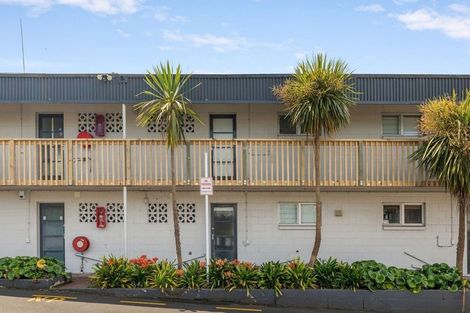 Photo of property in 10/32 Blockhouse Bay Road, Avondale, Auckland, 1026