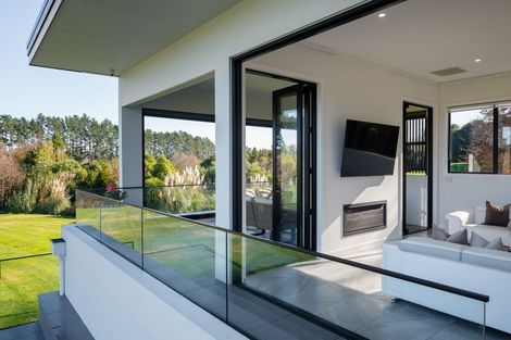 Photo of property in 2221 River Road, Horsham Downs, Hamilton, 3281