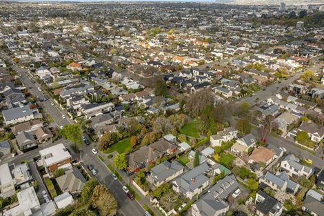 Photo of property in 2/36 Office Road, Merivale, Christchurch, 8014