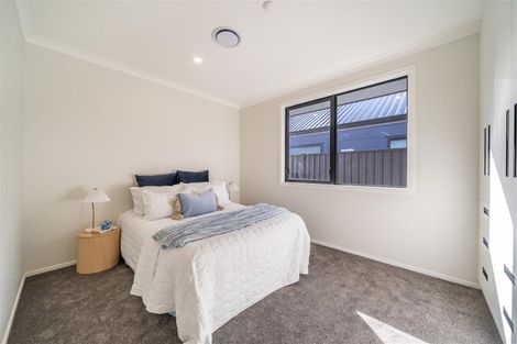 Photo of property in 17 Cynisca Crescent, Wallaceville, Upper Hutt, 5018