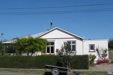 Photo of property in 2 Rolleston Street, Watlington, Timaru, 7910