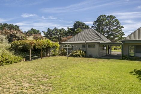 Photo of property in 166 Orui-riversdale Road, Riversdale Beach, Masterton, 5872