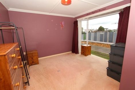 Photo of property in 41 Nichol Street, Heidelberg, Invercargill, 9812