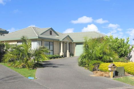 Photo of property in 11 Amylynn Place, East Tamaki, Auckland, 2016