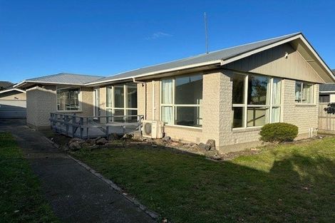 Photo of property in 102 Effingham Street, North New Brighton, Christchurch, 8083