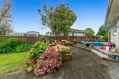 Photo of property in 4 Burlington Place, Manurewa, Auckland, 2102