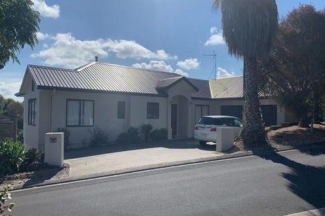 Photo of property in 5 Javelin Close, Gulf Harbour, Whangaparaoa, 0930