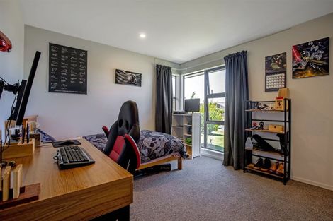 Photo of property in 85 Shillingford Boulevard, Rolleston, 7615