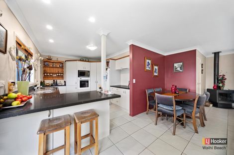 Photo of property in 10 Marine Avenue, Waihi Beach, 3611