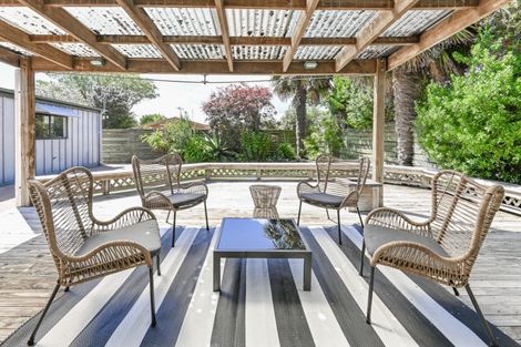 Photo of property in 3 Kaweka Place, Havelock North, 4130