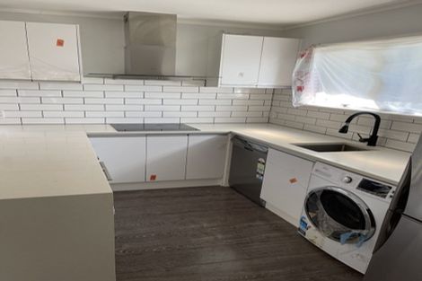 Photo of property in 44 Tamahere Drive, Glenfield, Auckland, 0629