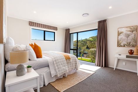 Photo of property in 49 Banks Boulevard, Whitby, Porirua, 5024