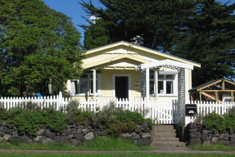 Photo of property in 5 Clayburn Road, Glen Eden, Auckland, 0602