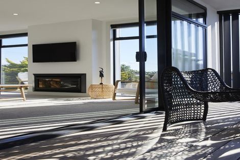 Photo of property in 1015 Papamoa Beach Road, Papamoa Beach, Papamoa, 3118