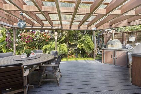 Photo of property in 7 Ocean Parade, Pukerua Bay, 5026