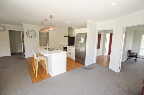 Photo of property in 10 Phoenix Place, Cromwell, 9310