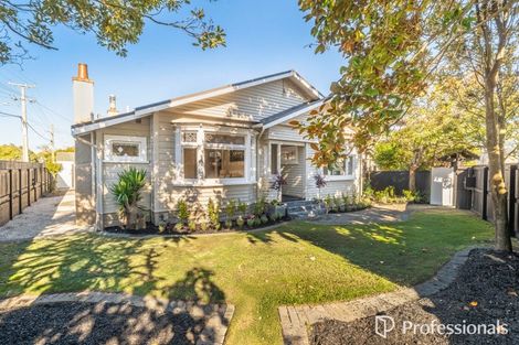 Photo of property in 120 Knights Road, Hutt Central, Lower Hutt, 5010
