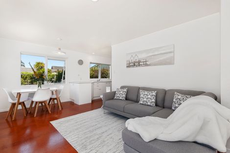 Photo of property in 10 Point Wells Road, Point Wells, Warkworth, 0986