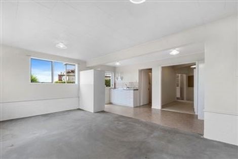 Photo of property in 81 Juniper Road, Sunnynook, Auckland, 0620