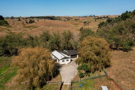 Photo of property in 141 Karioitahi Road, Waiuku, 2683
