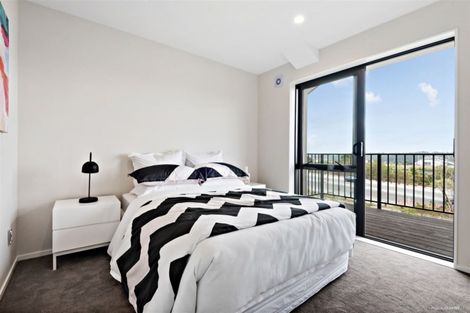 Photo of property in 5 Peony Mews, Oteha, Auckland, 0632