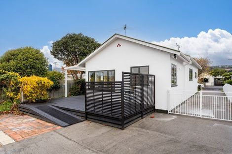 Photo of property in 56 Kirkcaldy Street, South Dunedin, Dunedin, 9012