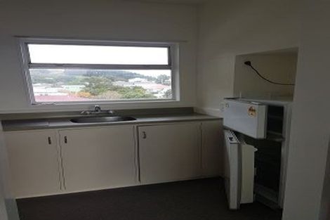 Photo of property in Beresford Apartments, 17/118 Russell Terrace, Berhampore, Wellington, 6023
