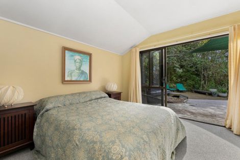 Photo of property in 122 Tuna Place, Onemana, Whangamata, 3691